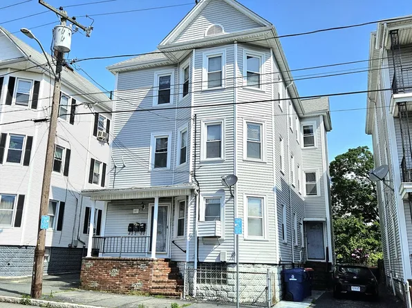 87 Hathaway St, New Bedford, MA 02746