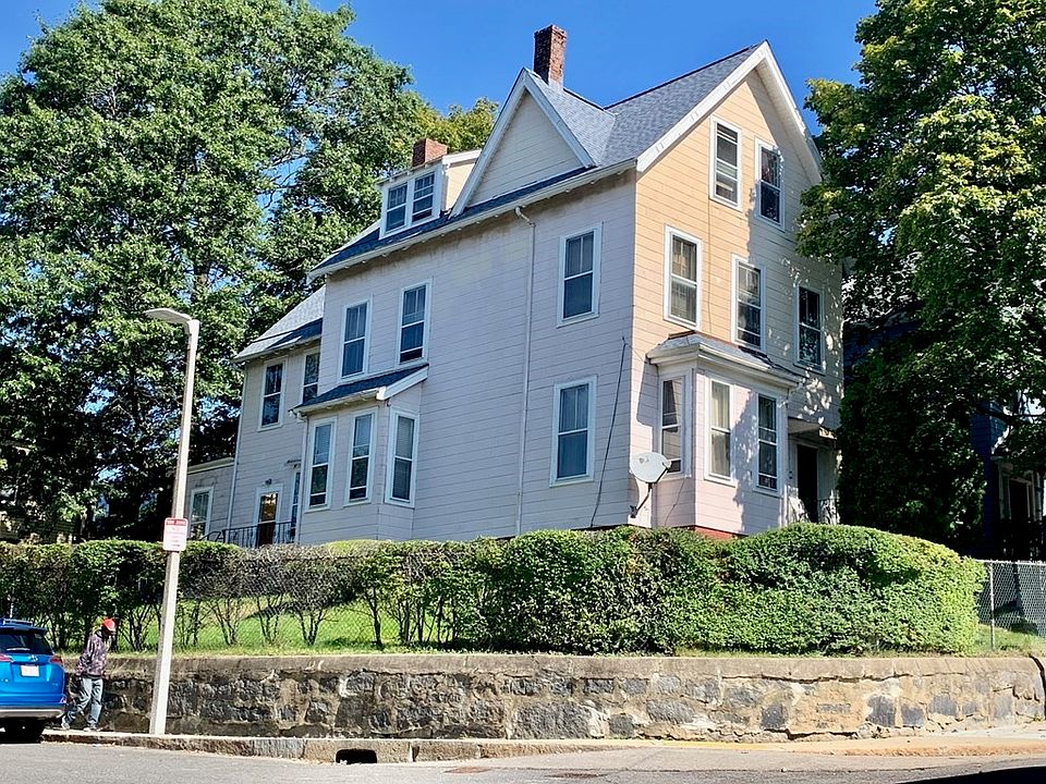 2nd image of 10 Jerome St