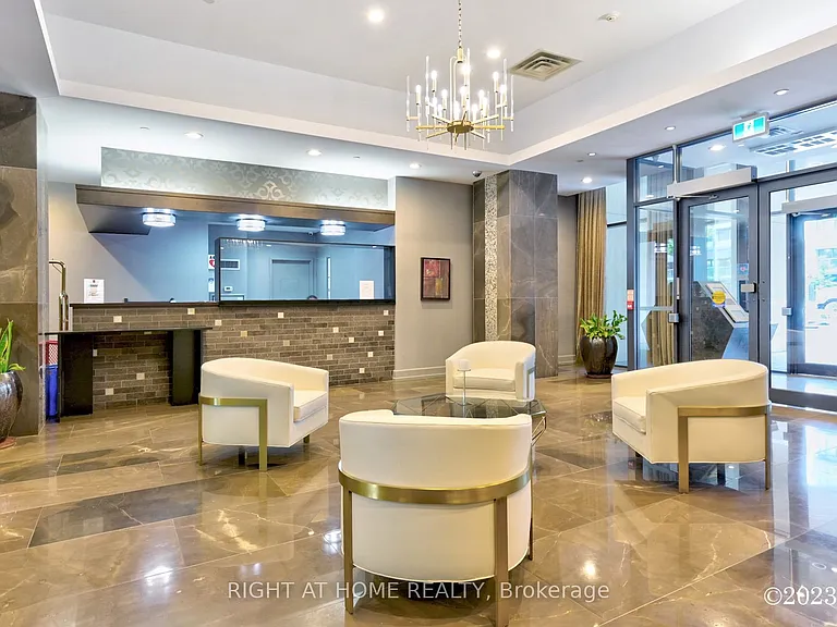 650 Sheppard Ave E #Penthouse 15 — Photo 28