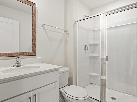 5th image of 610 Palmerston Dr