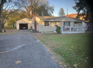 767 Fairview Ave, Barberton, OH 44203