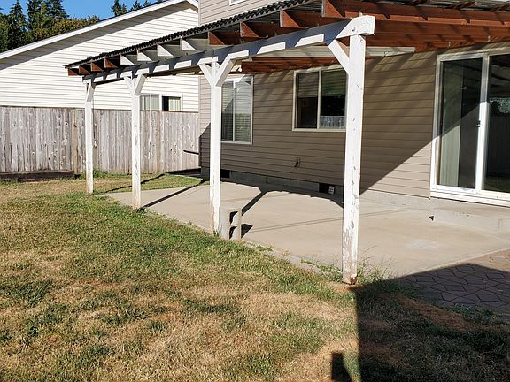 3rd image of 2416 NE 106th St