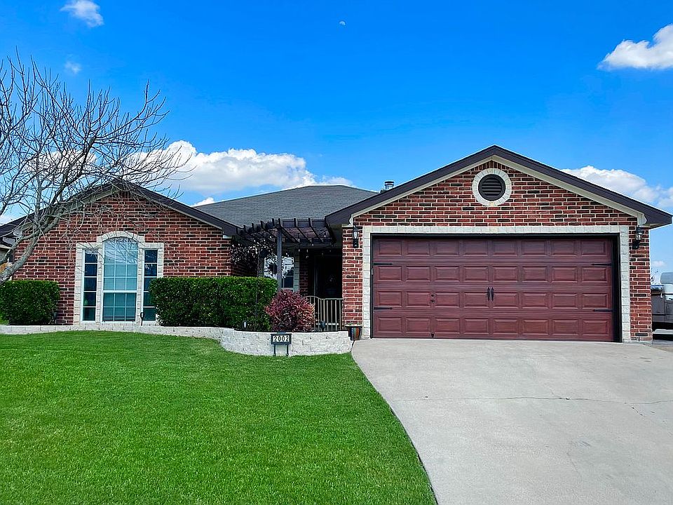 2002 Jake Drive