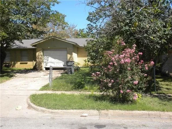 11309 Tracey Dr, Balch Springs, TX 75180