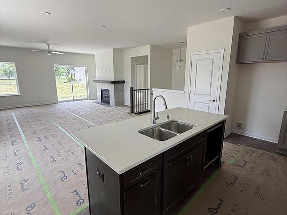 5th image of 4522 LaSalle STREET #Lt32