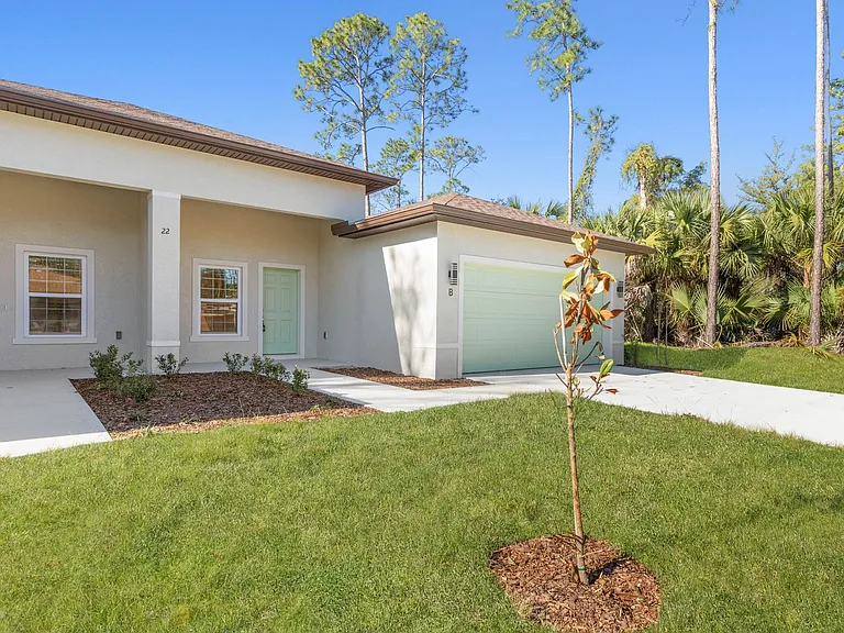 22 Pony Ln #B — Photo 2