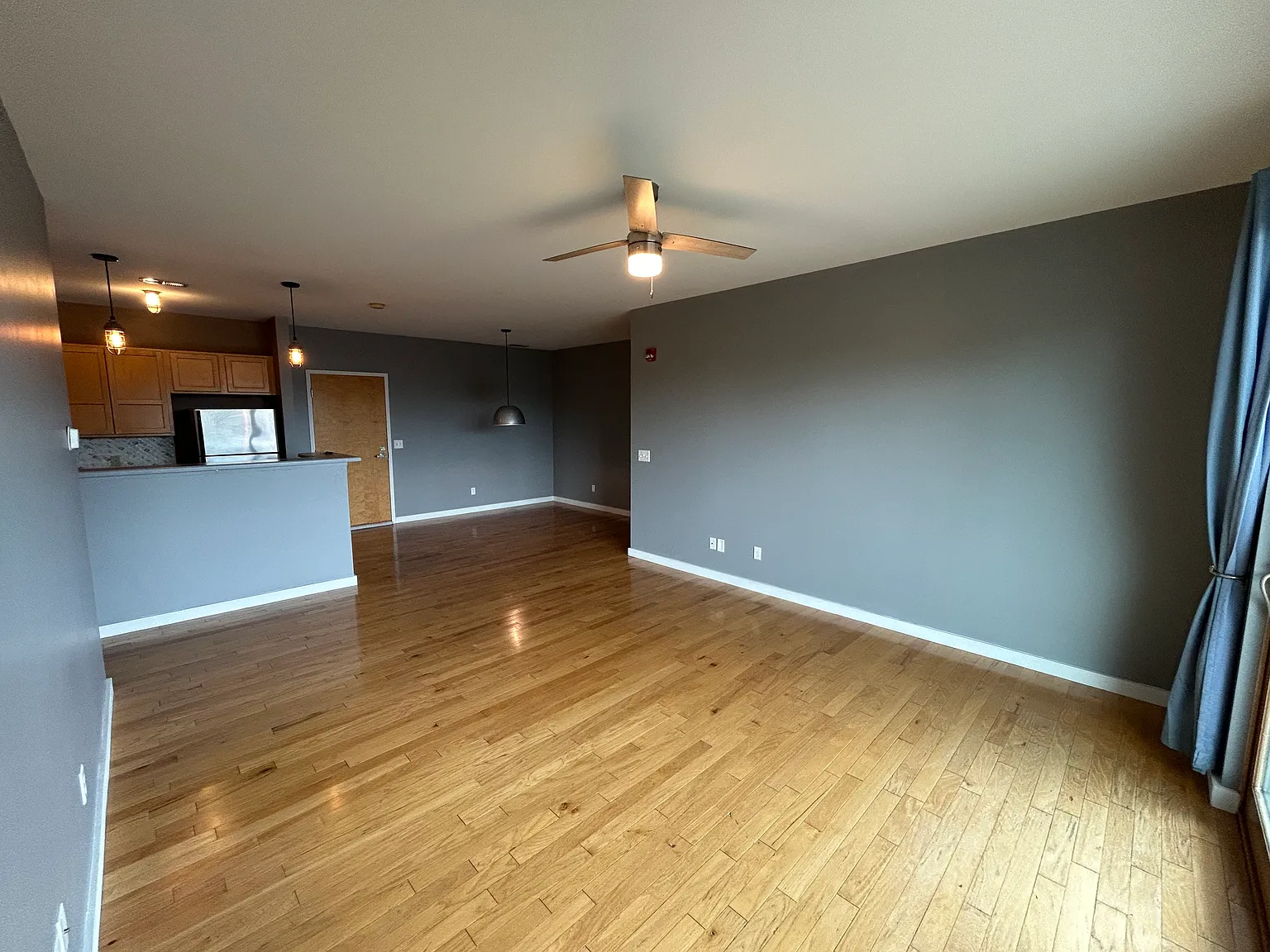 2 bed, 1169 sqft, $1,800 — Photo 1