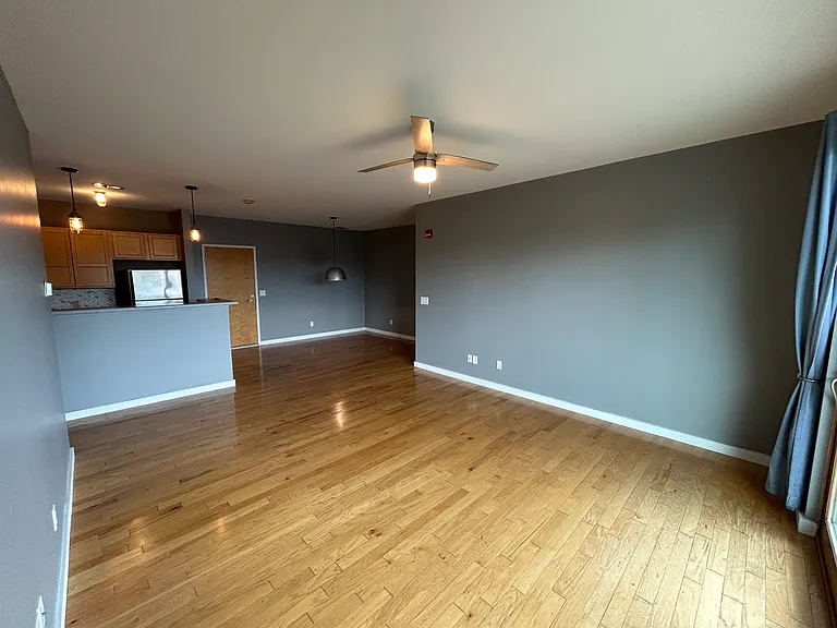 1609 Long St #303 — Photo 1