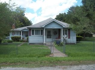 10261 Mabry St, West Frankfort, IL 62896