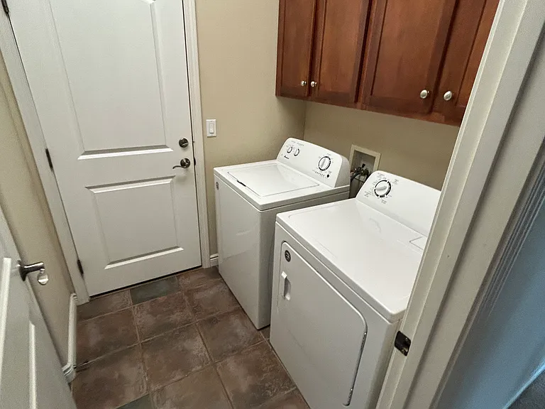 8619 Woodwinds Way — Photo 13