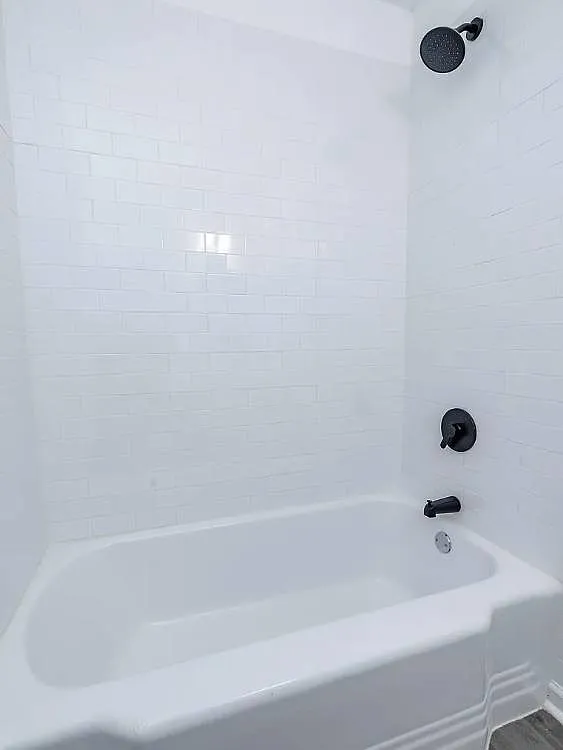 3 bed, 1216 sqft, $1,750 — Photo 1