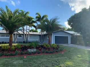 710 SW 27th Ter, Boynton Beach, FL 33435