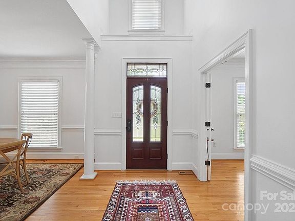 3rd image of 3700 Drayton Hall Ln