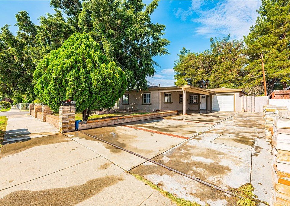 2nd image of 903 Calaveras Ave