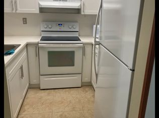 180 Royal Palm Rd APT 204, Hialeah Gardens, FL 33016