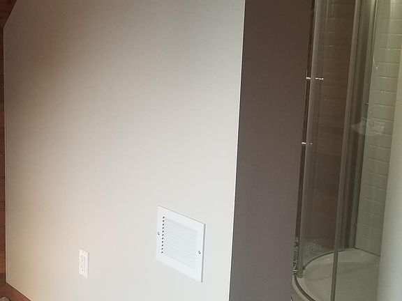 3rd image of 4848 Scenic Dr