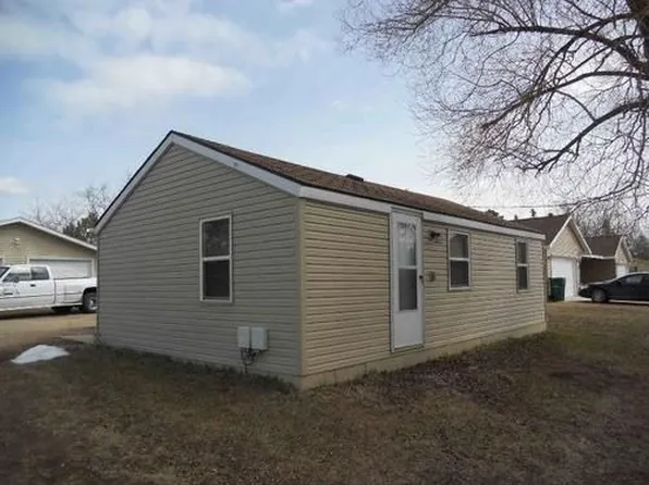 907 Pine St, Park Rapids, MN 56470
