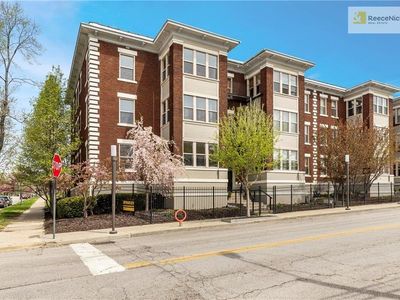 200 E 43rd St APT 103, Kansas City, MO, 64111