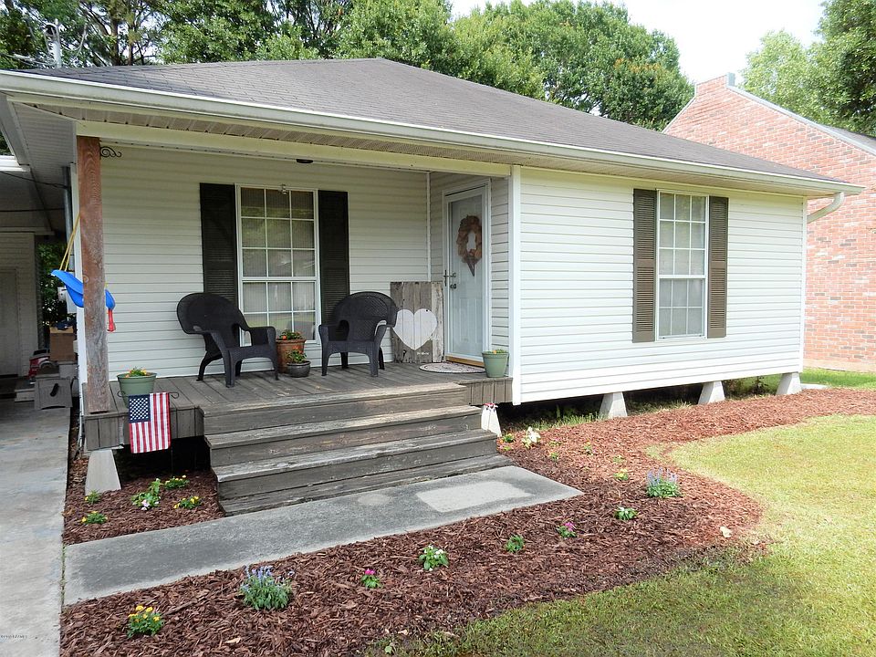1st image of 203 Landry Dr