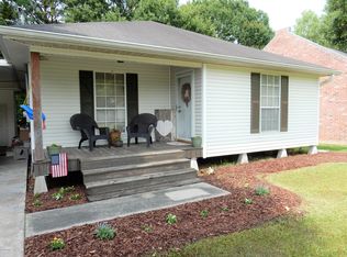 203 Landry Dr, Abbeville, LA 70510