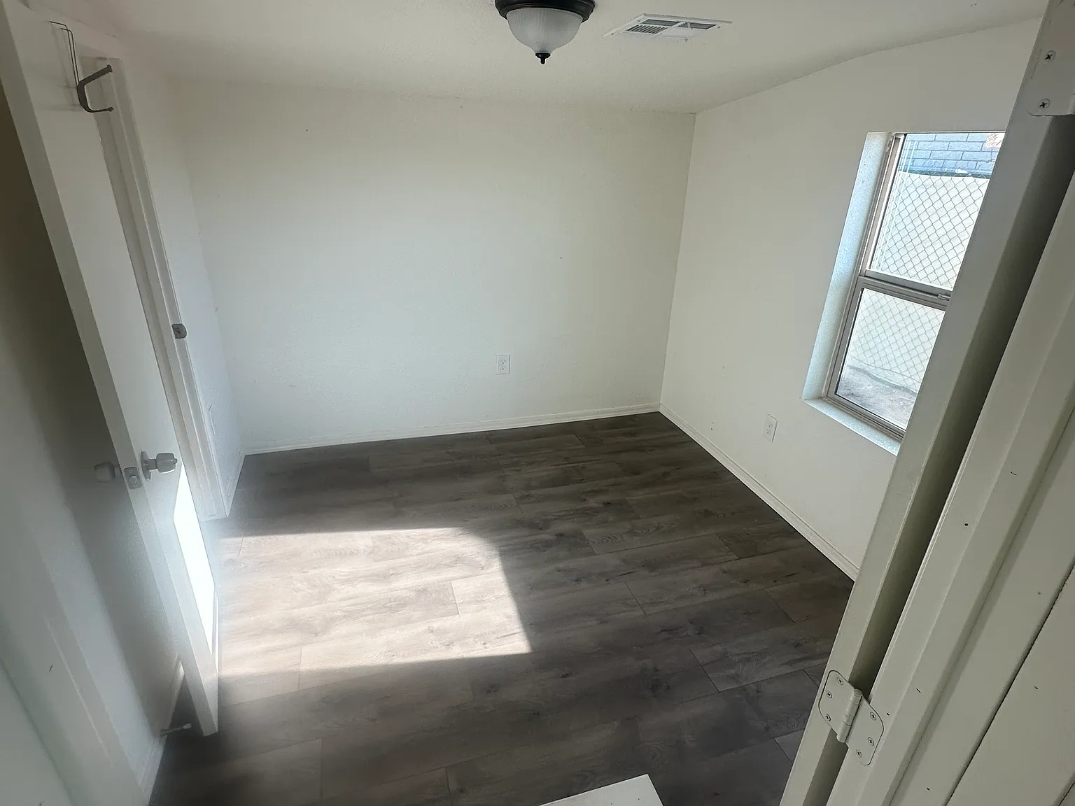2 bed, 800 sqft, $1,095 — Photo 4