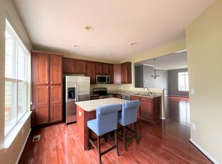 418 Ava Way NE, Washington, DC 20017