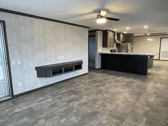 5th image of 7204 E Grand River Ave #381