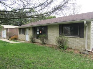 1950 Heritage Rd, Burlington, WI 53105