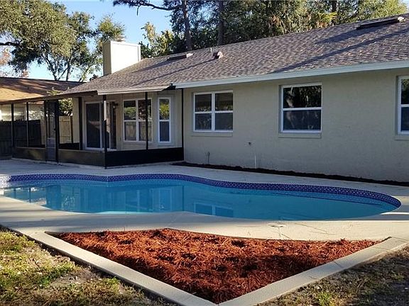2nd image of 308 Wyndham Way