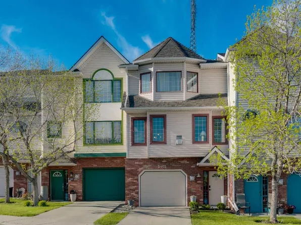 5465 S Patina Dr SW, Calgary, AB T3H 3J8
