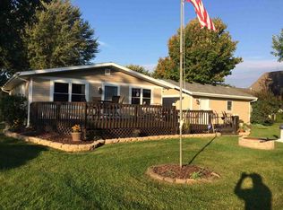 40 Ln 880 Snow Lk, Fremont, IN 46737