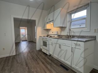 1418 10th St, Racine, WI 53403