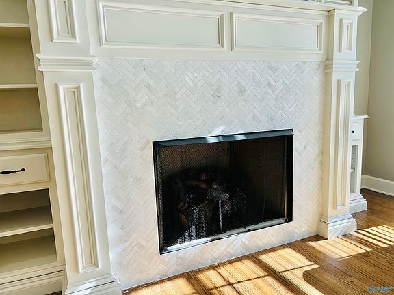 3rd image of 1501 Black Hall Ln SE