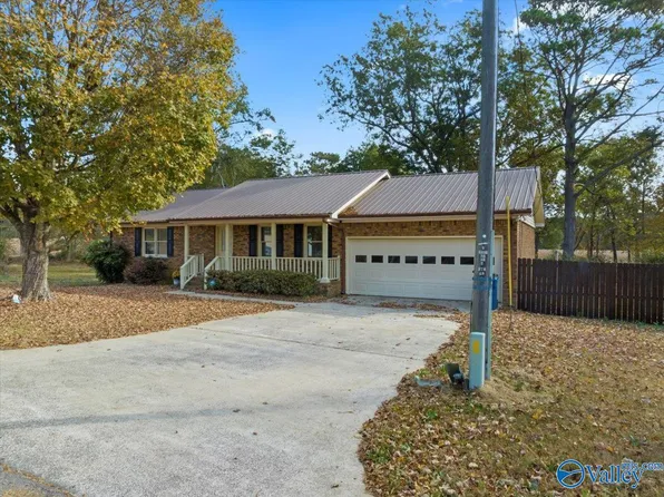 50 Webb Cir, Altoona, AL 35952