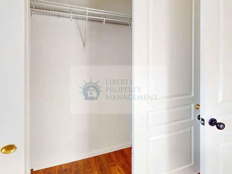 1360 Shady Ln #431 — Photo 12