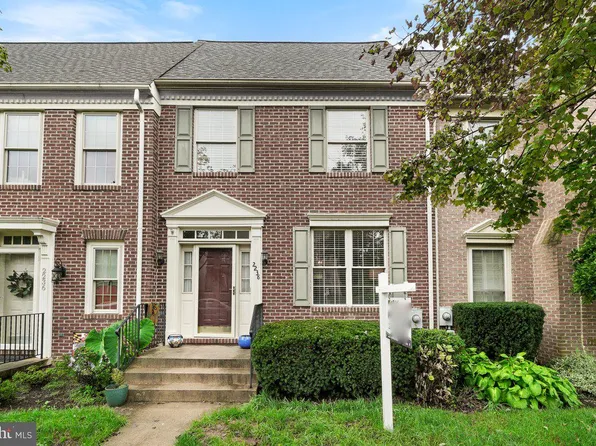 2238 Bear Den Rd, Frederick, MD 21701