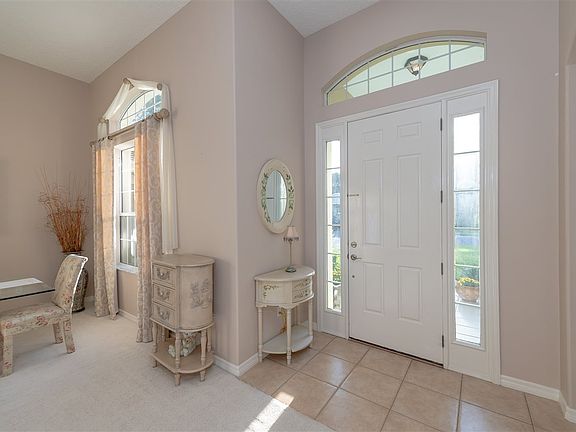 3rd image of 505 Pebble Brook Dr
