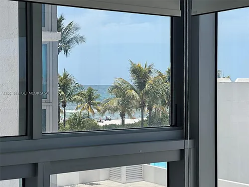 2655 Collins Ave Photo 1
