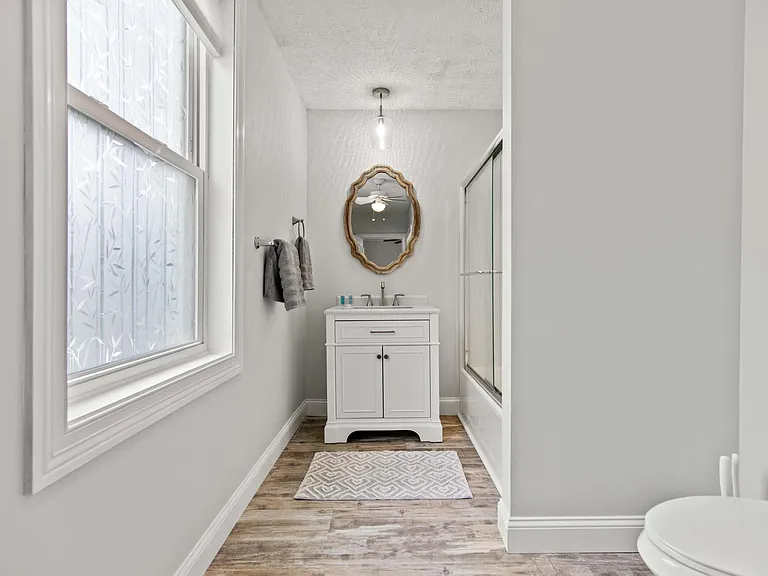 91 Union Ave #1B — Photo 6