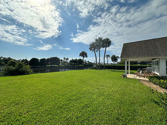 4th image of 351 San Juan Dr