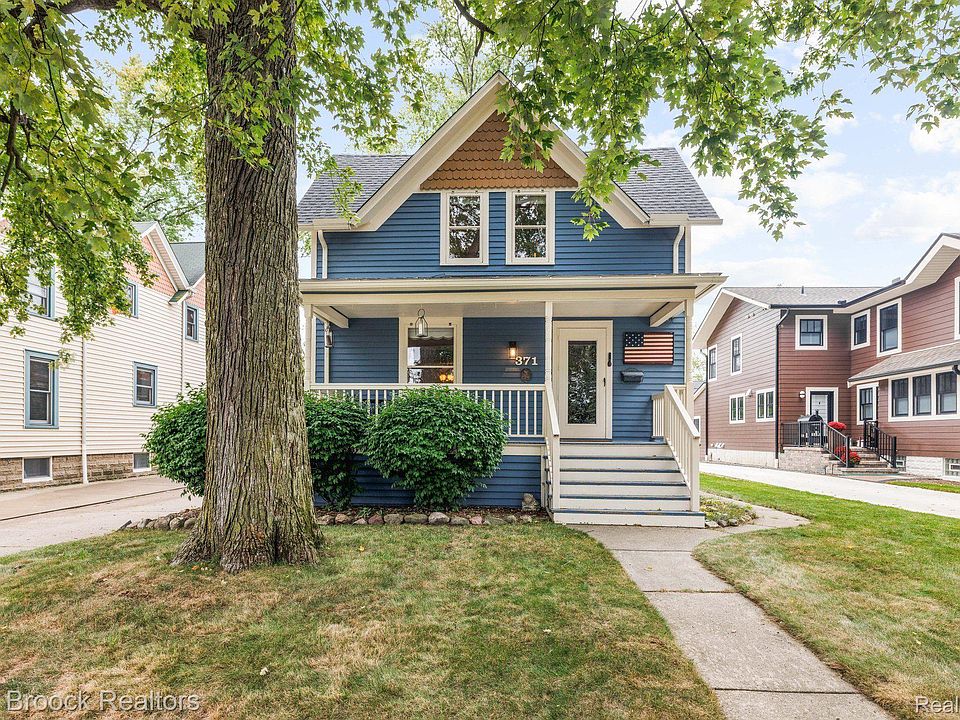 1st image of 371 N Harvey St