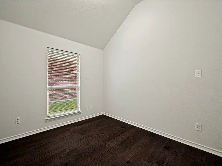 7816 Riverwalk Trl — Photo 5