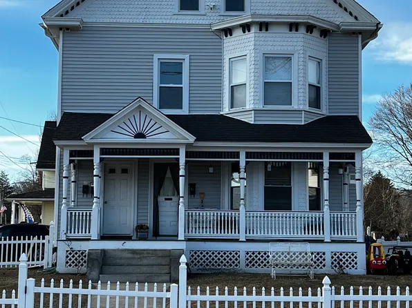 39-43 Main St, Plainfield, CT 06374