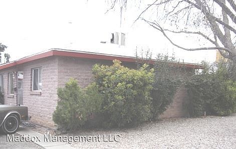 1st image of 1024 Madeira Dr SE APT B