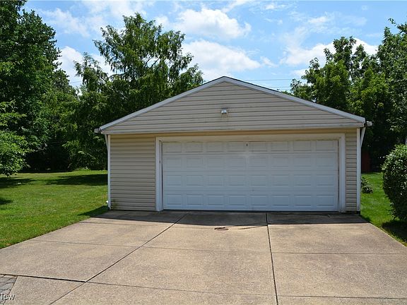 5th image of 11277 Lafayette Dr