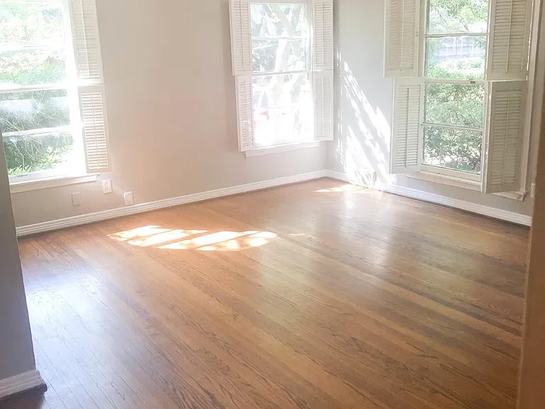 4414 Holland Ave — Photo 23