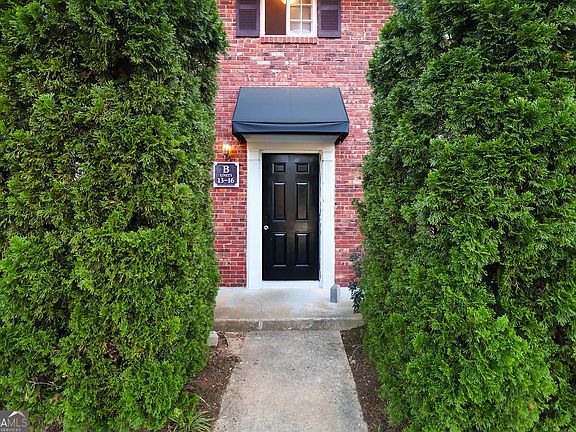 2nd image of 195 Sycamore Dr APT B14