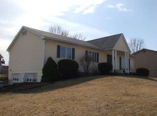 400 Wood Hollow Dr, Wentzville, MO 63385