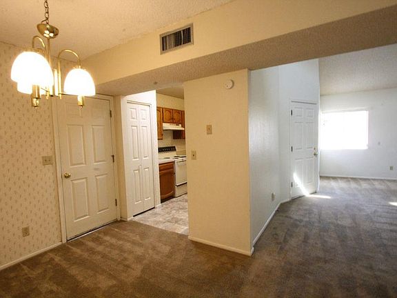 5th image of 179 W Lillian Ln