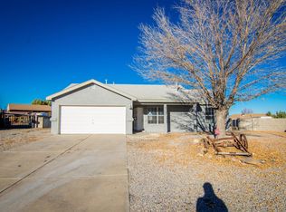 7 El Tigre Dr, Los Lunas, NM 87031